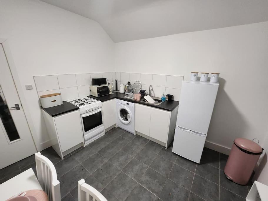 Nice Cosy Flat. Walking Distance To City 诺丁汉 外观 照片